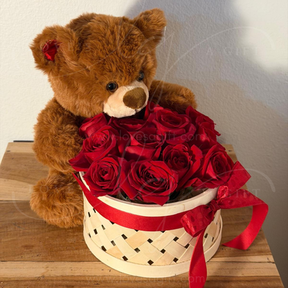 Lovin’ Bear™ – Roses & Teddy Gift Box